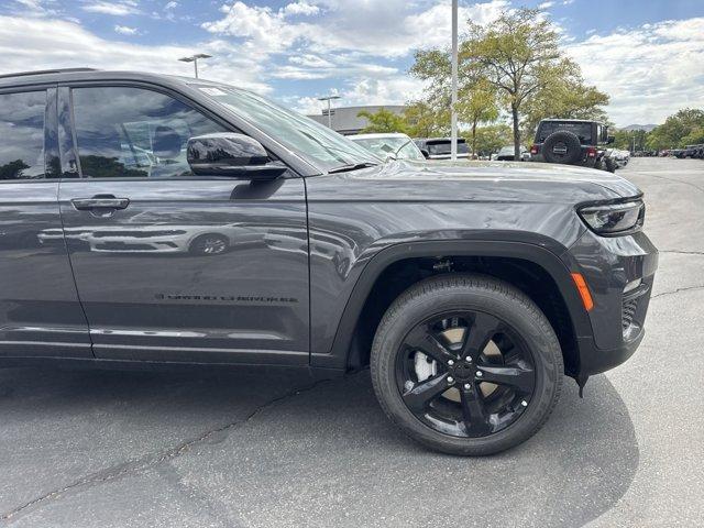 new 2025 Jeep Grand Cherokee car, priced at $47,222