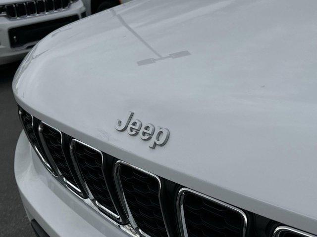 new 2025 Jeep Grand Cherokee L car, priced at $40,894