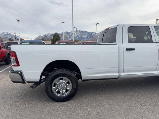 new 2024 Ram 3500 car, priced at $61,612