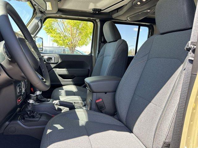 new 2025 Jeep Wrangler car, priced at $52,884