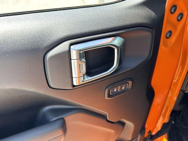 new 2025 Jeep Wrangler car, priced at $39,123
