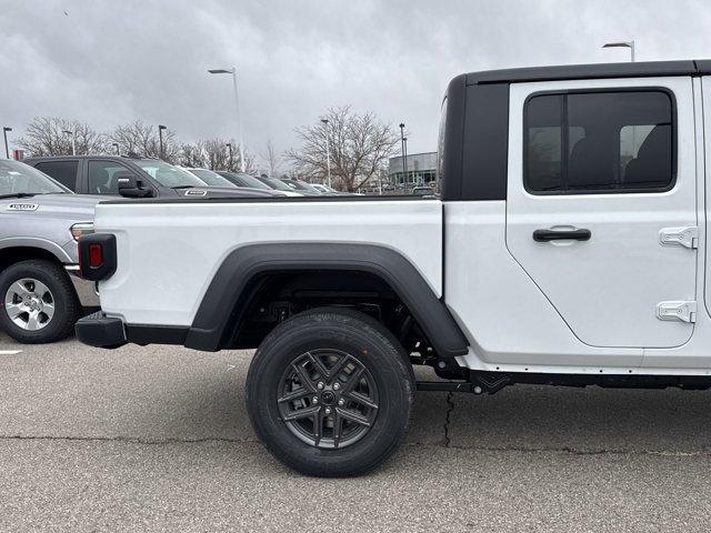 new 2025 Jeep Gladiator car, priced at $44,946