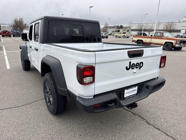 new 2025 Jeep Gladiator car, priced at $44,946