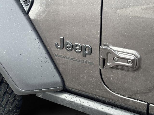 new 2025 Jeep Wrangler car, priced at $52,784