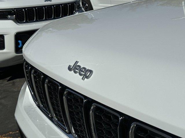 new 2025 Jeep Grand Cherokee L car, priced at $60,285