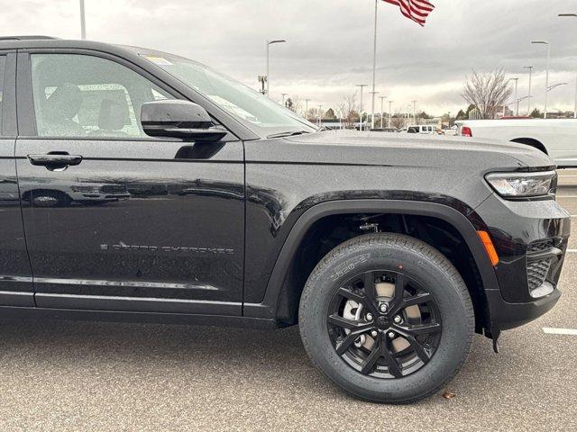 new 2025 Jeep Grand Cherokee car, priced at $42,614