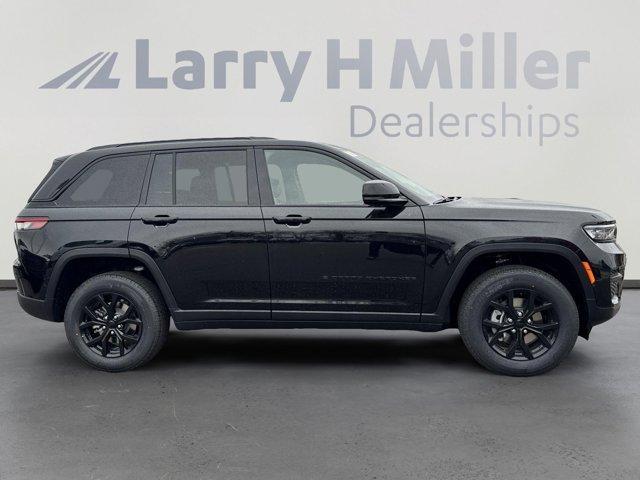 new 2025 Jeep Grand Cherokee car, priced at $42,614