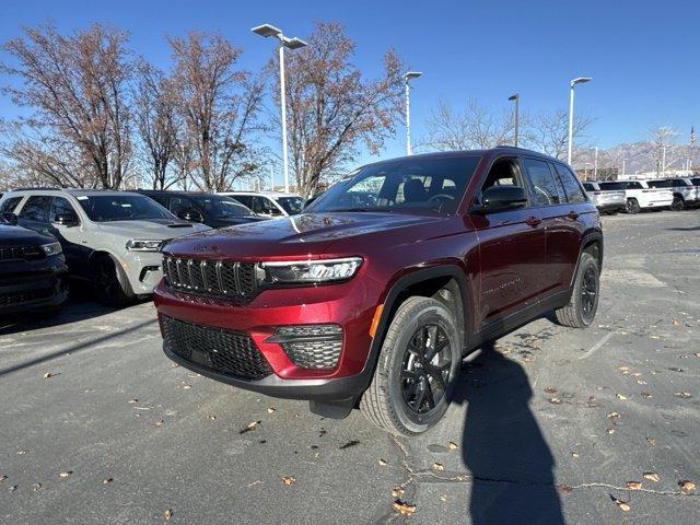 new 2025 Jeep Grand Cherokee car, priced at $44,114