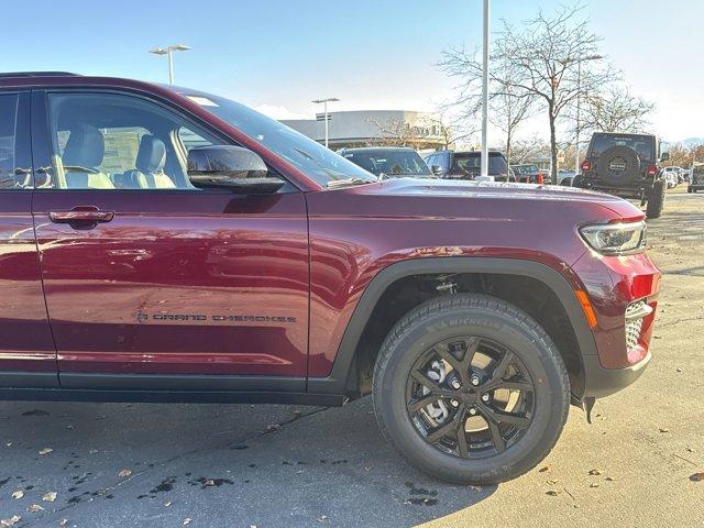 new 2025 Jeep Grand Cherokee car, priced at $44,114