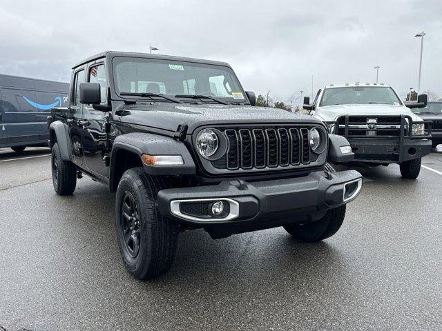 new 2024 Jeep Gladiator car, priced at $45,137