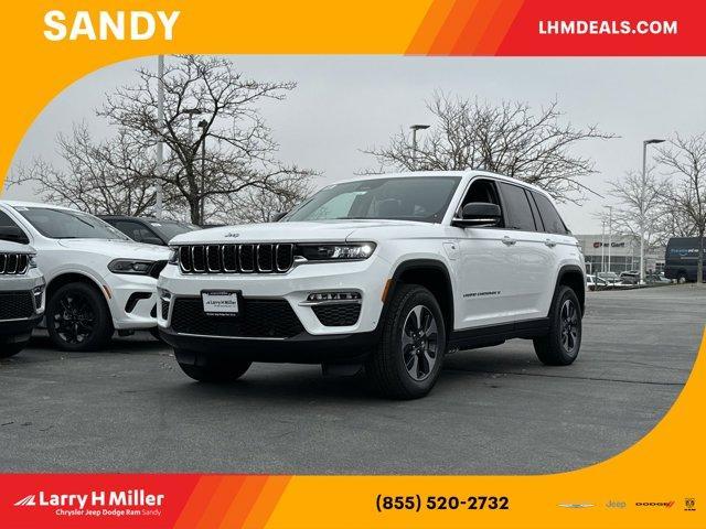 new 2024 Jeep Grand Cherokee 4xe car, priced at $59,633