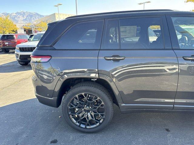 new 2025 Jeep Grand Cherokee car, priced at $61,975