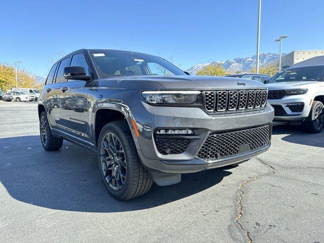 new 2025 Jeep Grand Cherokee car, priced at $61,975