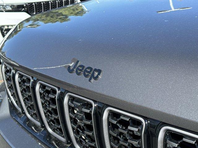 new 2025 Jeep Grand Cherokee car, priced at $61,975