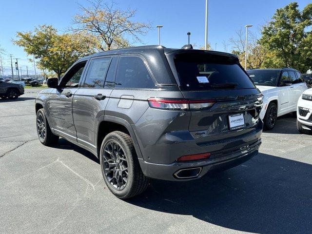 new 2025 Jeep Grand Cherokee car, priced at $61,975