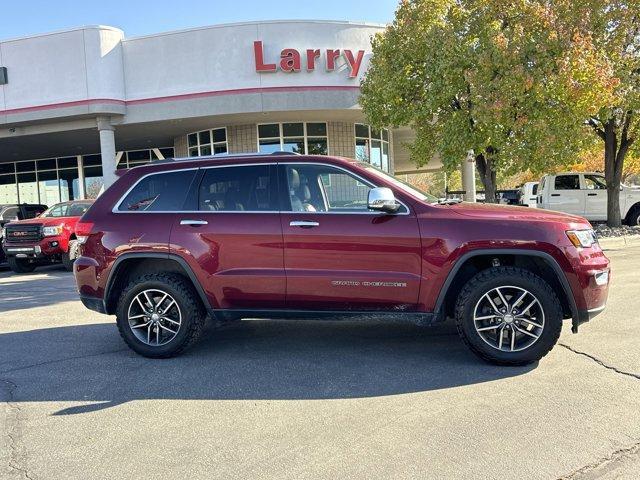 used 2017 Jeep Grand Cherokee car, priced at $17,405