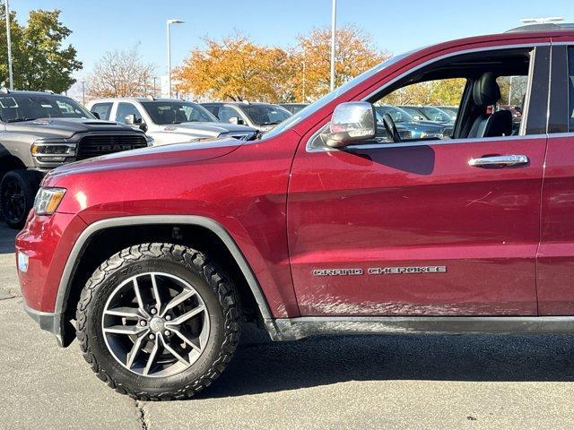 used 2017 Jeep Grand Cherokee car, priced at $17,405