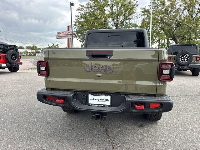 new 2025 Jeep Gladiator car, priced at $50,420