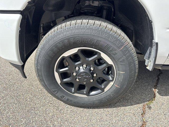 new 2025 Ram 3500 car, priced at $79,951