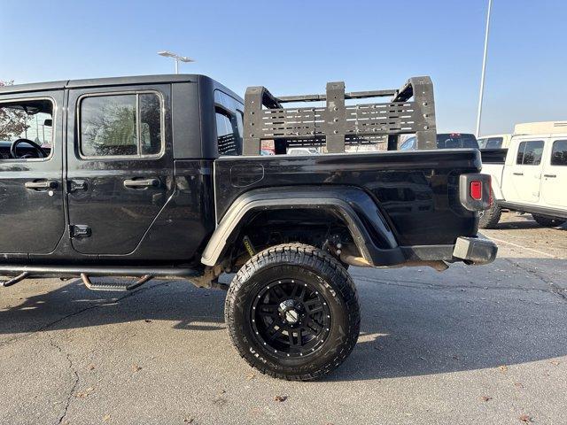 used 2022 Jeep Gladiator car, priced at $25,409