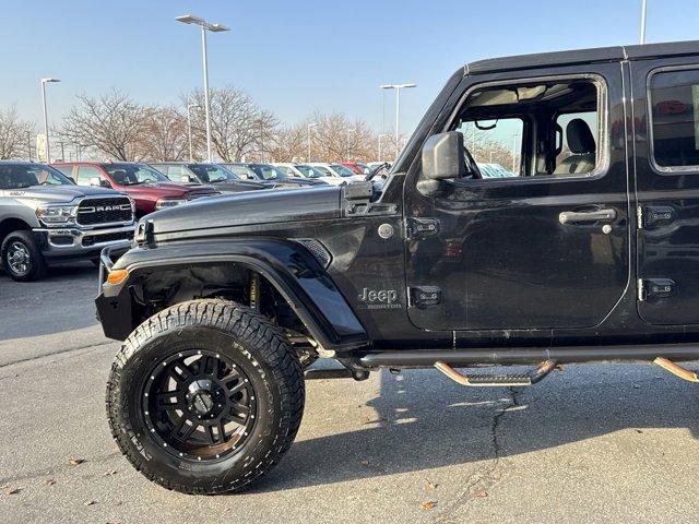 used 2022 Jeep Gladiator car, priced at $25,409