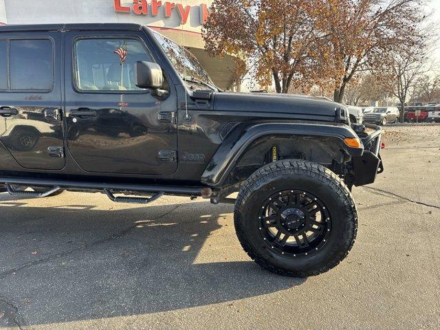 used 2022 Jeep Gladiator car, priced at $25,409