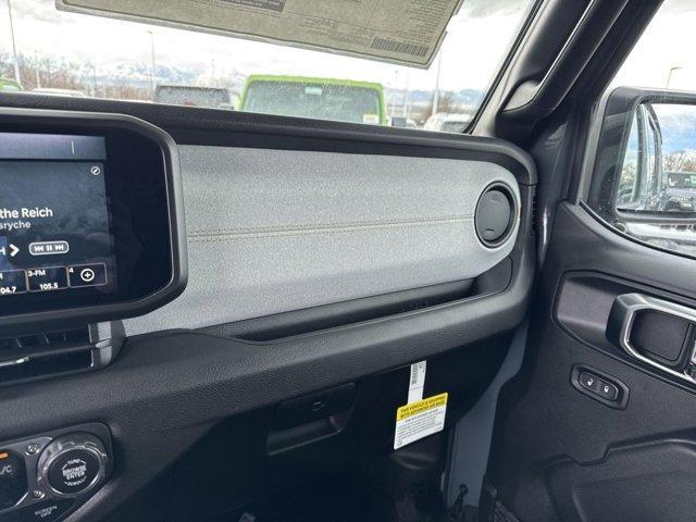 new 2025 Jeep Wrangler car, priced at $43,773