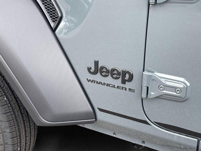 new 2025 Jeep Wrangler car, priced at $43,773