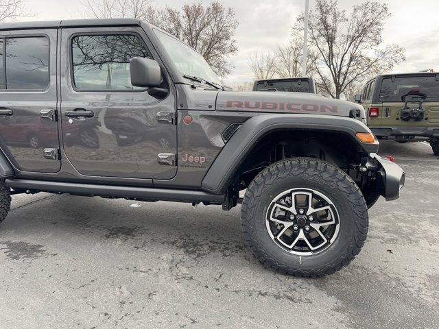 new 2025 Jeep Wrangler car, priced at $59,405