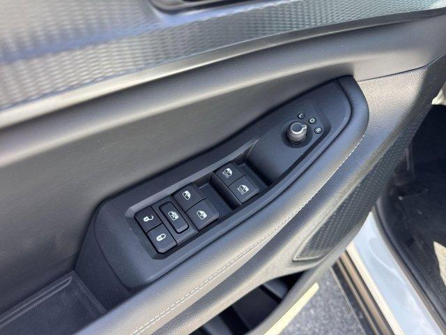 new 2025 Jeep Grand Cherokee car, priced at $43,110