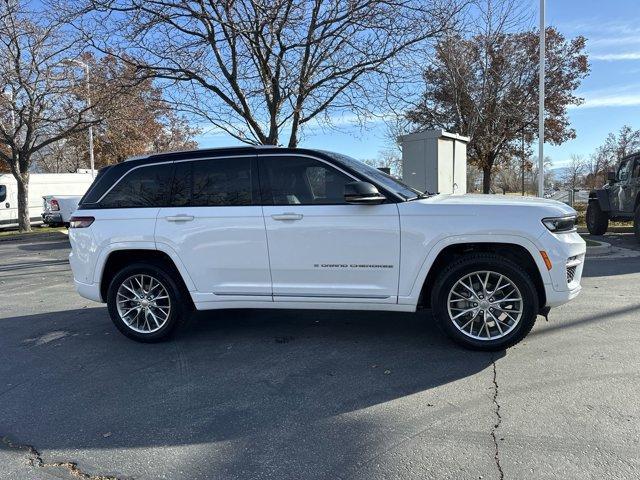 used 2022 Jeep Grand Cherokee car, priced at $40,831