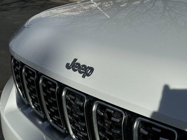 used 2022 Jeep Grand Cherokee car, priced at $40,831