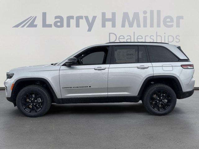 new 2025 Jeep Grand Cherokee car, priced at $42,614