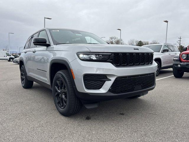 new 2025 Jeep Grand Cherokee car, priced at $43,114