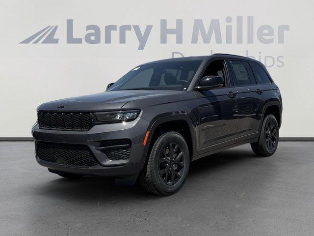 new 2025 Jeep Grand Cherokee car, priced at $43,705