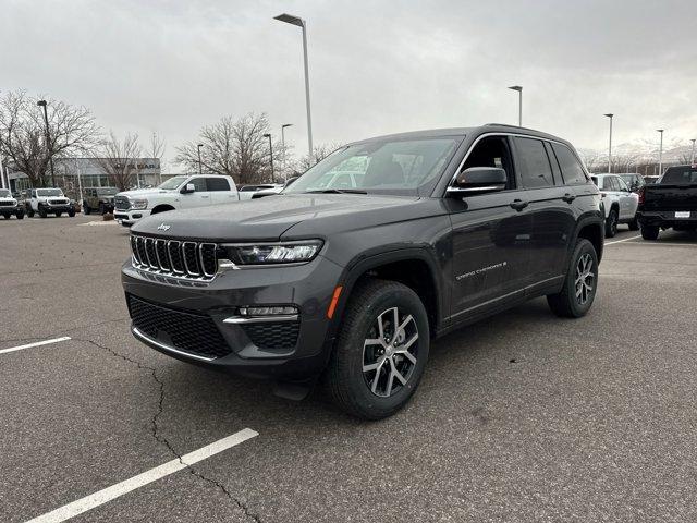 new 2025 Jeep Grand Cherokee car, priced at $45,790