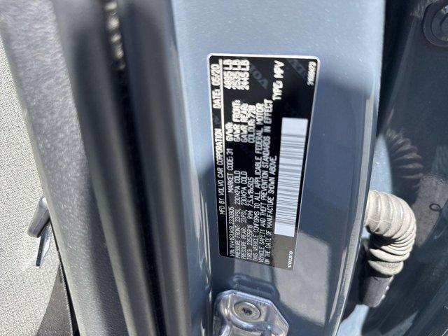 used 2020 Volvo XC40 car, priced at $23,980