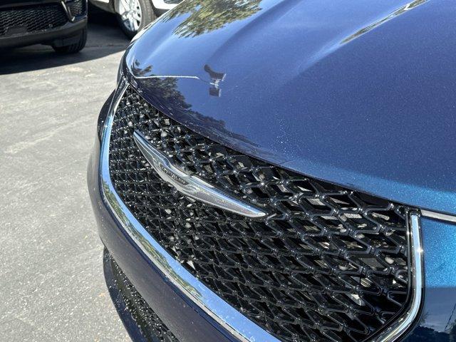 new 2025 Chrysler Pacifica car, priced at $42,640