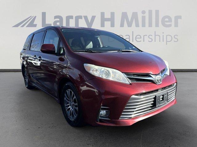 used 2018 Toyota Sienna car, priced at $25,827