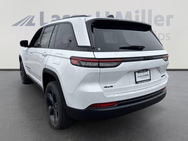 new 2025 Jeep Grand Cherokee car, priced at $45,690