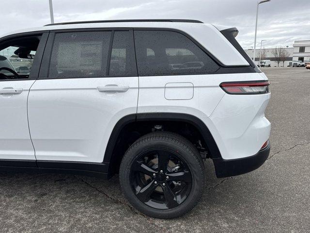 new 2025 Jeep Grand Cherokee car, priced at $46,690