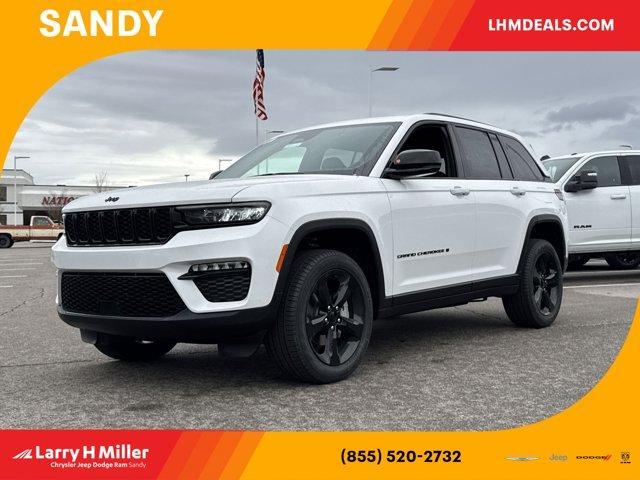 new 2025 Jeep Grand Cherokee car, priced at $46,690