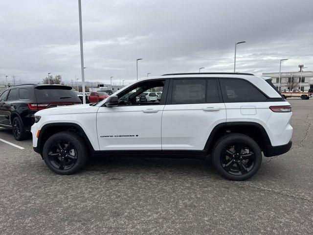 new 2025 Jeep Grand Cherokee car, priced at $46,690