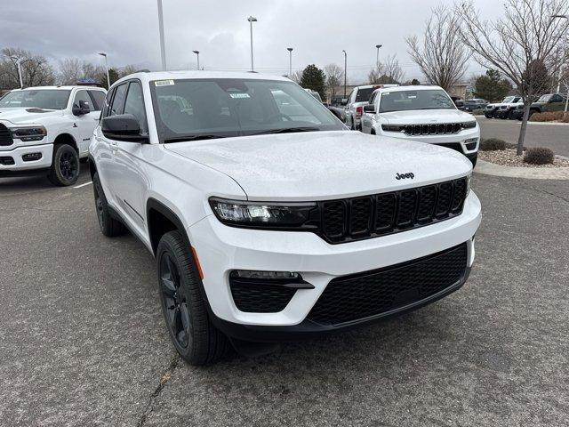 new 2025 Jeep Grand Cherokee car, priced at $46,690