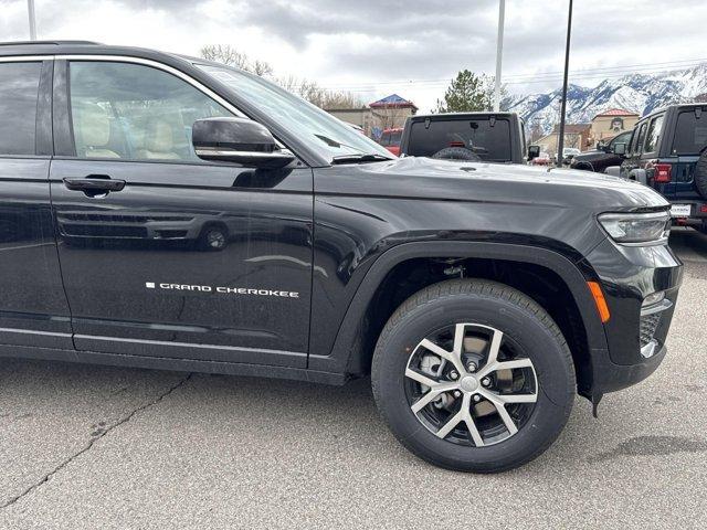 new 2025 Jeep Grand Cherokee car, priced at $46,035