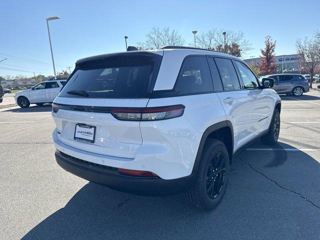 new 2025 Jeep Grand Cherokee car, priced at $45,430