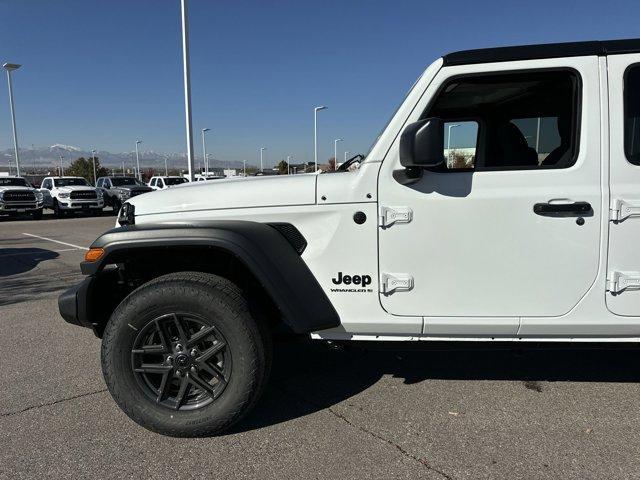 new 2025 Jeep Wrangler car, priced at $47,345