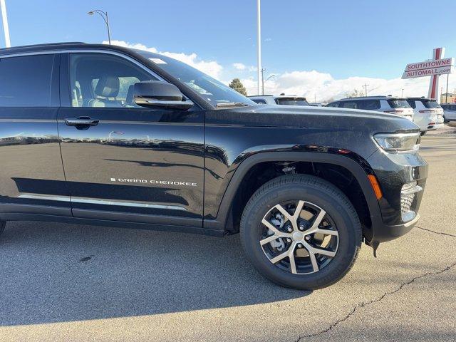 new 2025 Jeep Grand Cherokee car, priced at $44,773