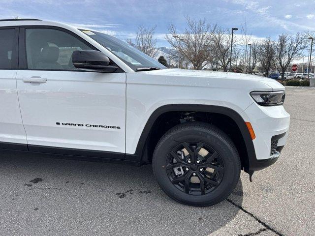 new 2025 Jeep Grand Cherokee L car, priced at $44,713