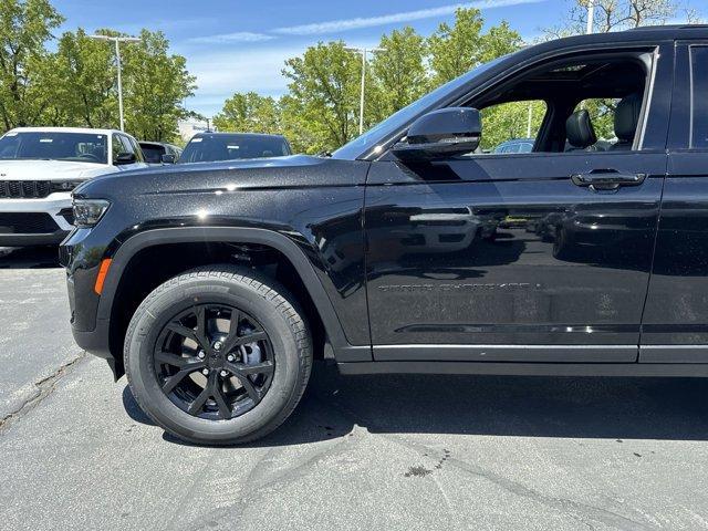 new 2024 Jeep Grand Cherokee car, priced at $42,113